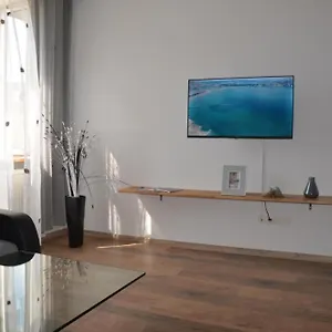 Vega - Free Parking - Self Checkin Apartment